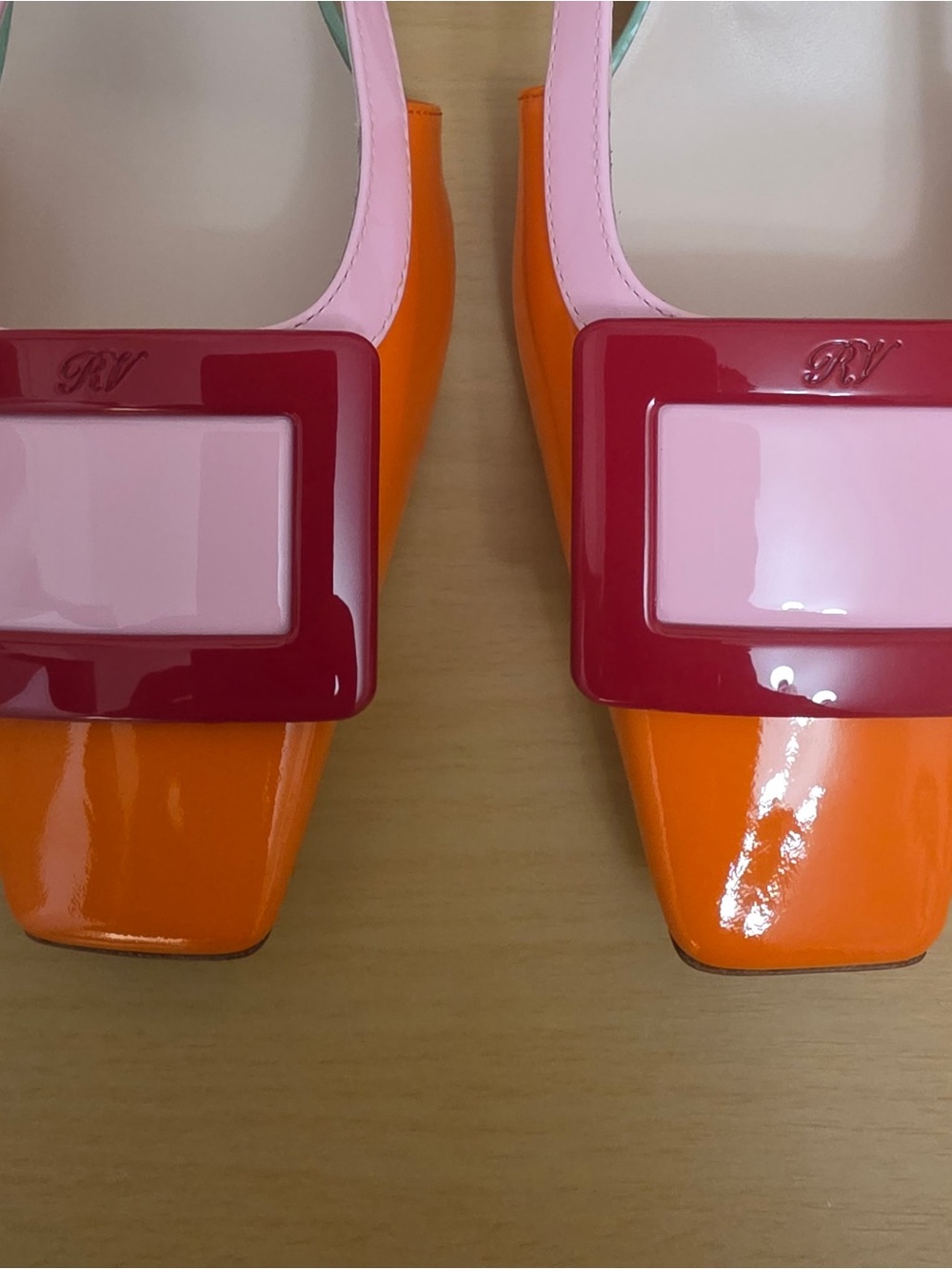 Roger Vivier Pink Orange Patent Slingback Flats with Red Buckle - Picture 11 of 12